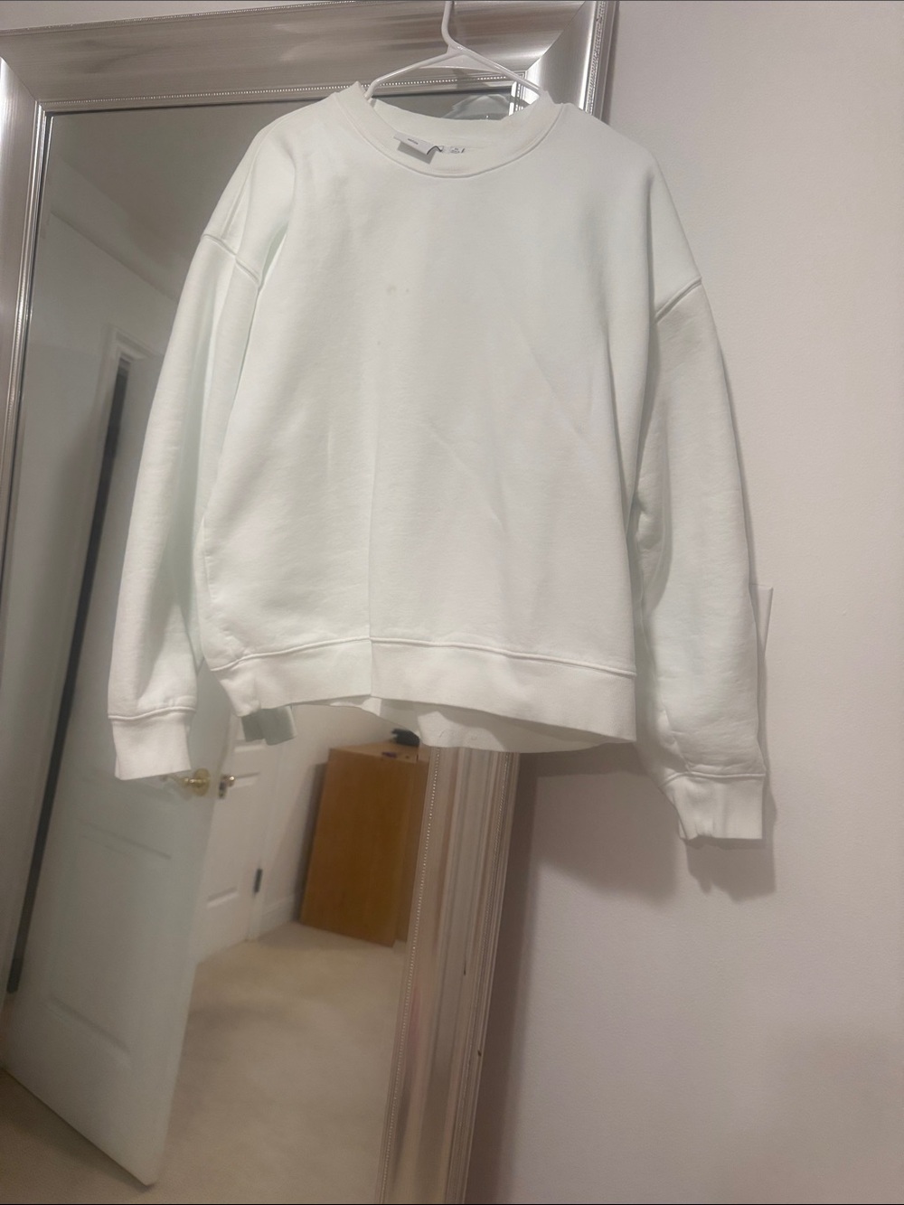 Aritzia White Crewneck Sweatshirt